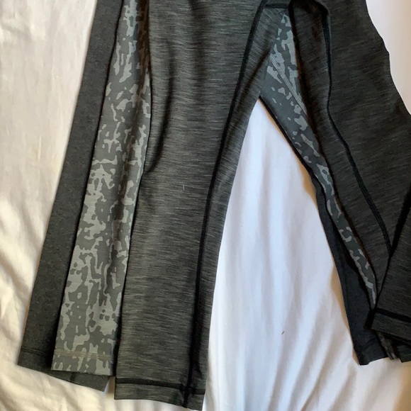 Bundle of 3 Lululemon leggings size 2 - Picture 2 of 14